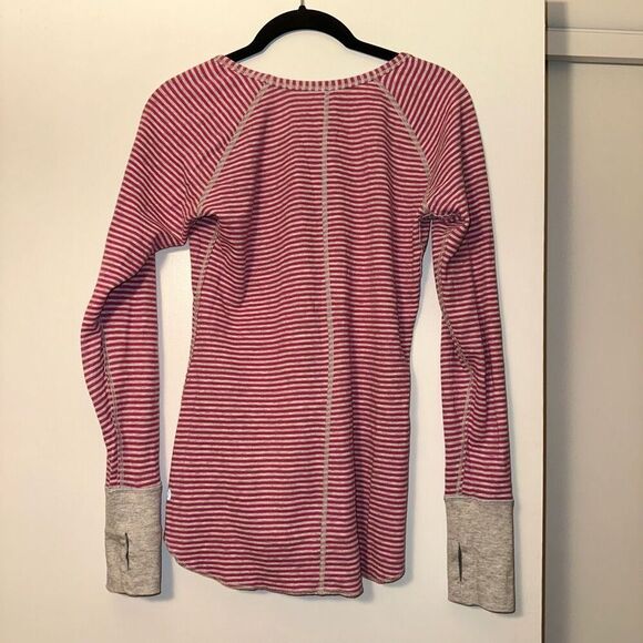 Lululemon Open Your Heart Reversible Long Sleeve Gray Pink Stripe GUC - Picture 7 of 12
